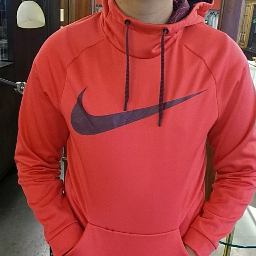 Small red Nike hoodie